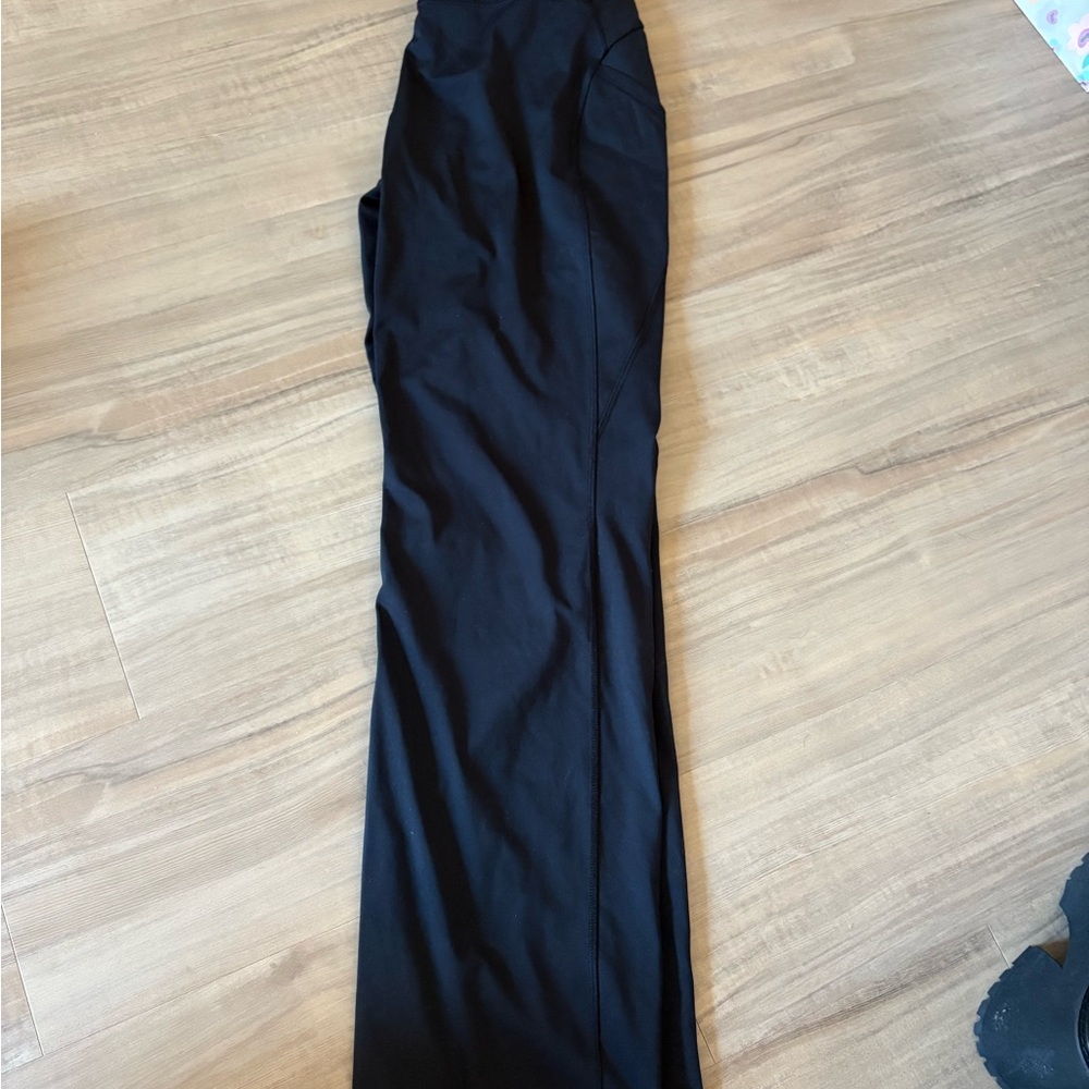 All in Motion Black Activewear flare Leggings - Picture 2 of 3